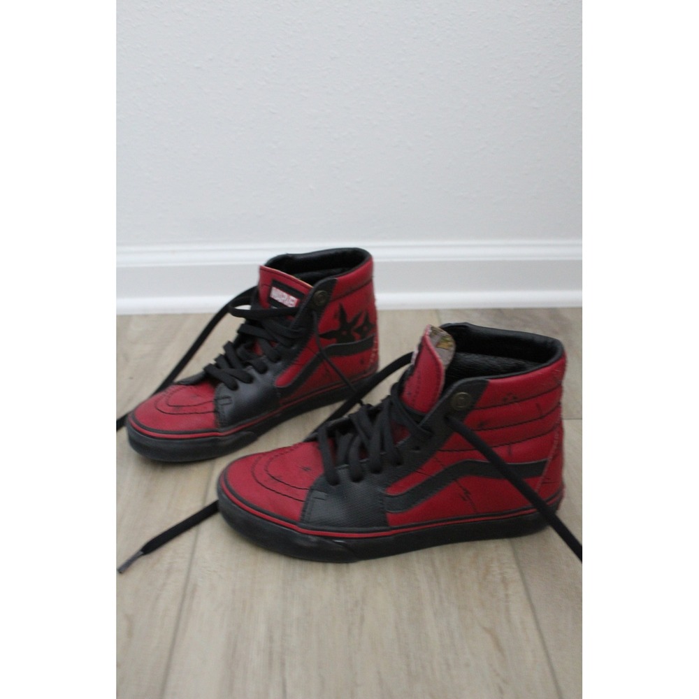 LTD Vans x Marvel Deadpool Sk8-Hi Red Black High Top Sneakers Mens 6 Women's 7.5 - Picture 2 of 8